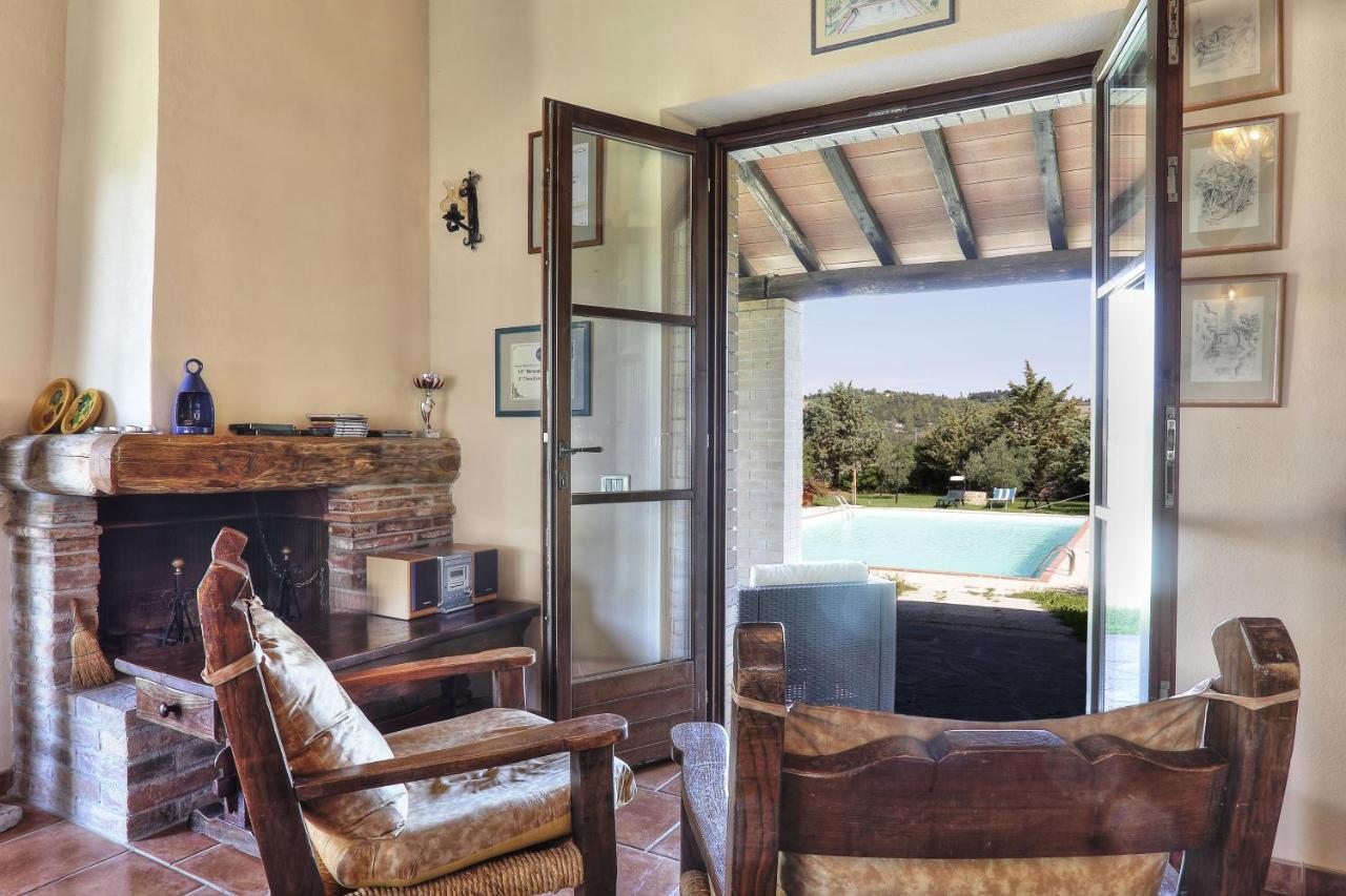 Appartamento Uva - Agriturismo Le Selvole Pomarance Extérieur photo