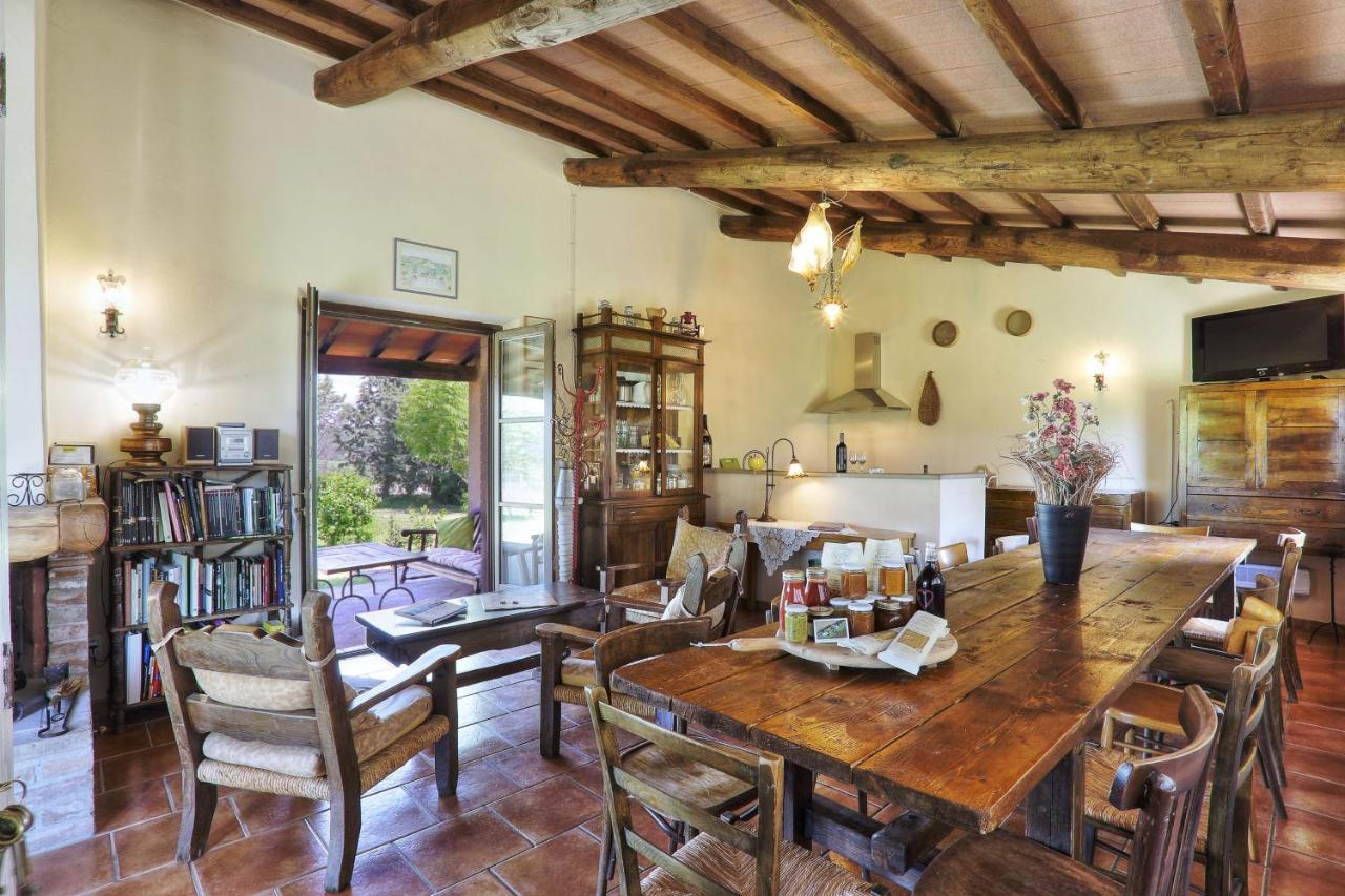 Appartamento Uva - Agriturismo Le Selvole Pomarance Extérieur photo